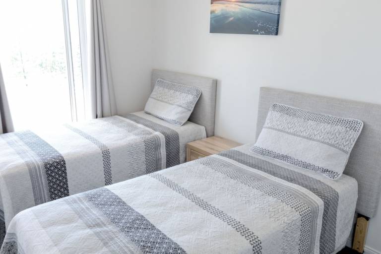 Apartment  Hope Island