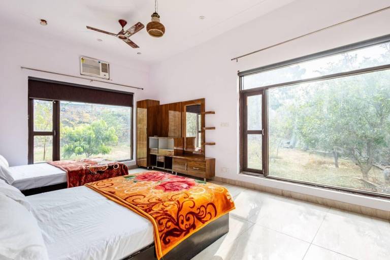 Villa with pool, barbeque & jacuzzi | Water view | Good for workation — photo 2