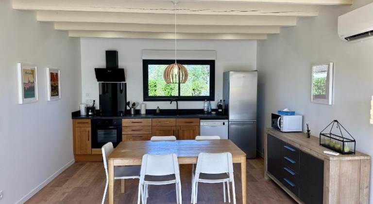 Rental apartment with 3 rooms for 6 persons — photo 2