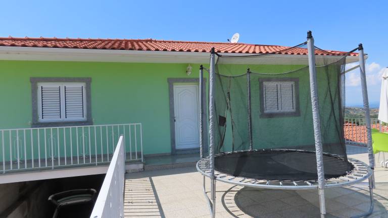 Child-friendly vacation home with terrace | Pets are welcome — photo 2