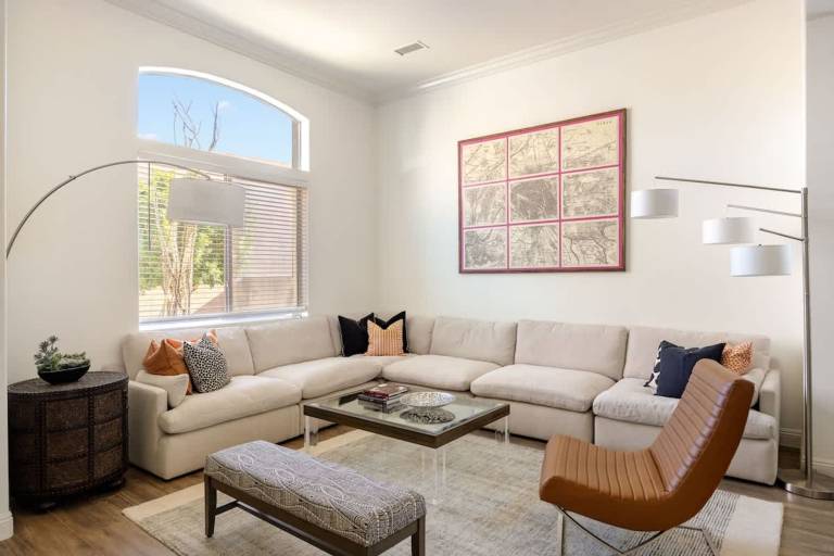 Desert Dreamhouse 4BR Pool Spa — photo 4