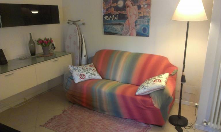 Holiday apartment with yard — photo 2