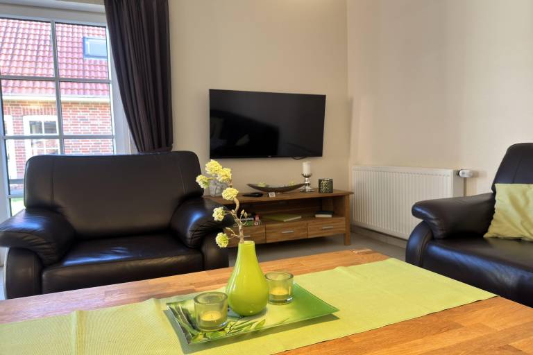 Fully equipped wonderful rental apartment with garden & patio | Beach nearby | Pet-friendly — photo 4