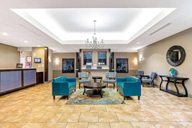 La Quinta Inn & Suites by Wyndham Biloxi — photo 2