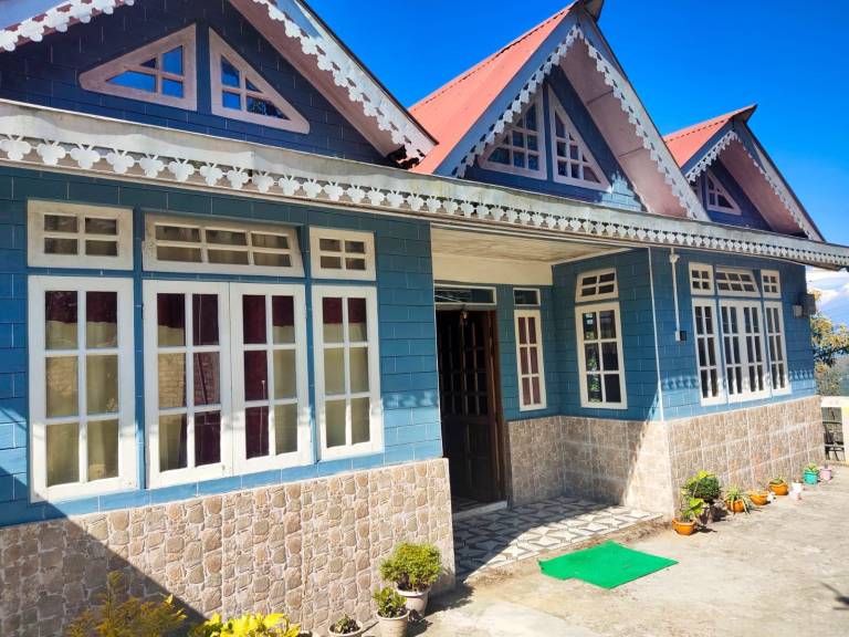 House  Tungsung Basti