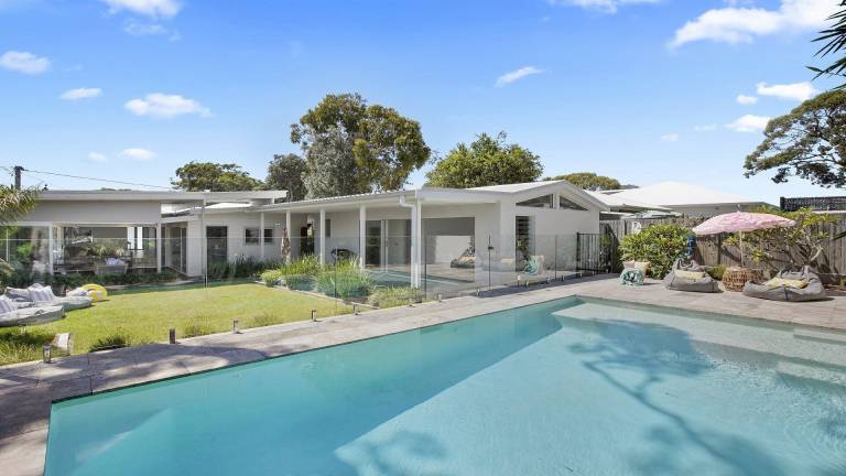 House  Bateau Bay