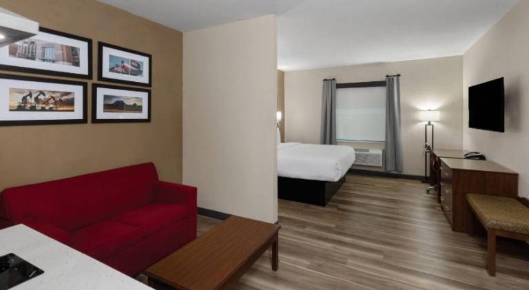 Hawthorn Extended Stay by Wyndham College Station South — photo 2