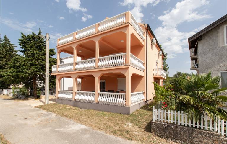 Apartman Karin Gornji