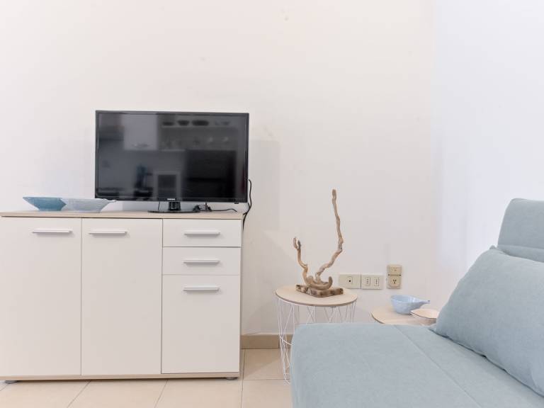 Rental apartment with 2 rooms for 5 persons — photo 2