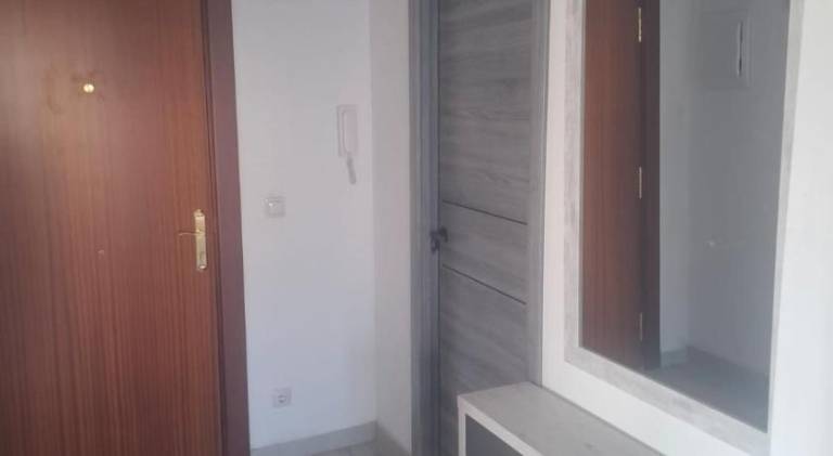 Apartment with terrace — photo 4