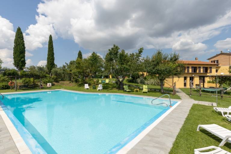 Agriturismo Metina: Casa Rosmarino su 2 piani, 110 mq, con balcone. Piscina e barbecue, dog friendly — photo 4