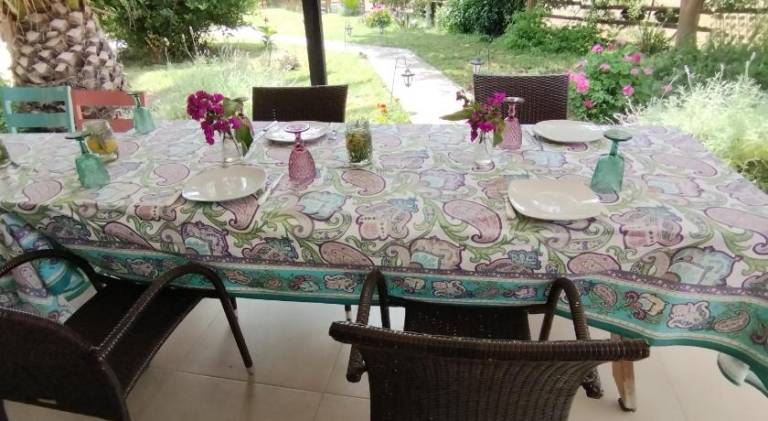 Holiday apartment with BBQ, patio & private pool — photo 5