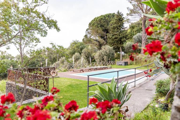 Villa Tecla: Villa con Giardino e Piscina Condivisa — photo 4