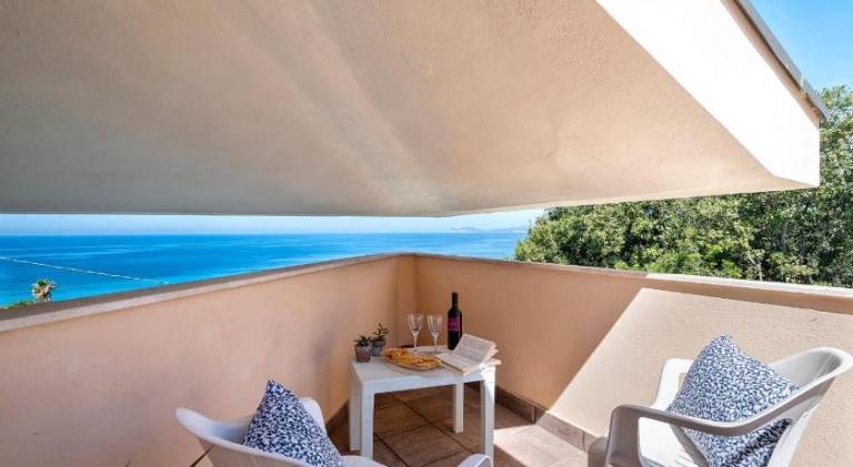 Beautiful villa with pool | Pets are welcome — photo 3