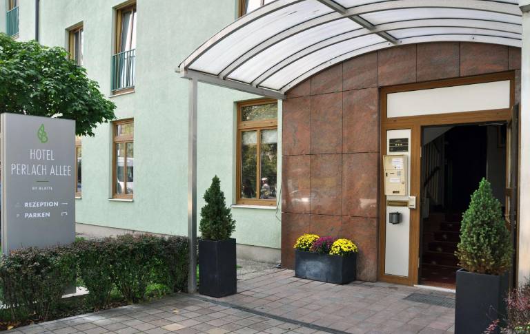 Hotel Perlach Allee by Blattl in Unterhaching