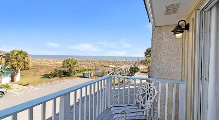 Vacation home with 2 rooms for 6 persons in Tybee Island, GA