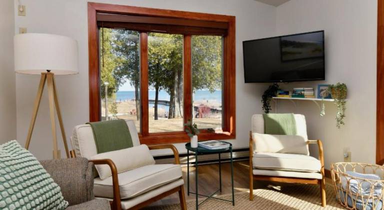 House | Dogs allowed in Door County, WI