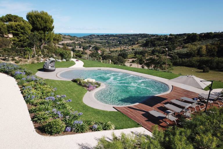 Family-oriented villa with sauna, hot tub & yard | Dogs allowed — photo 2