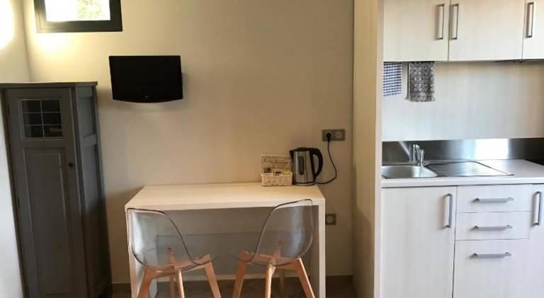 Apartment with 1 room for 4 persons — photo 4