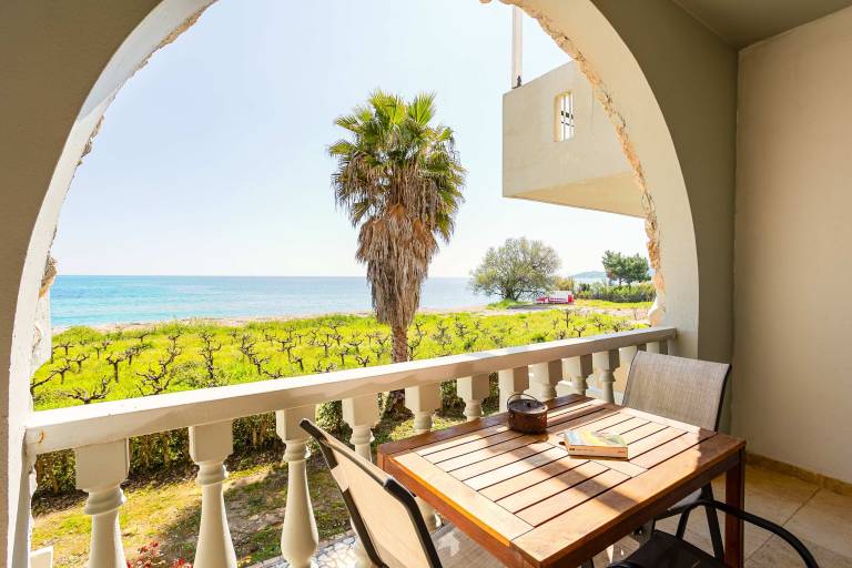Beachfront Nest Memi Koroni-Seaheaven House A3 — photo 4
