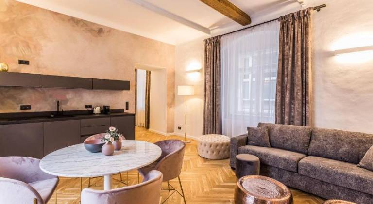 Beautiful apartment with terrace & yard | Close to Murinsel | Perfect for remote work | Pets allowed — photo 3