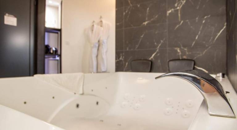 LOVE ROMM & SPA & Oscar — photo 3