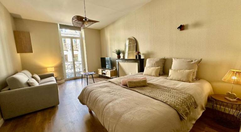 Apartment with 1 room for 4 persons in Chenove