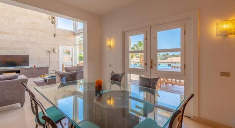 Villa with pool | Next to the beach | Pet-friendly — photo 4