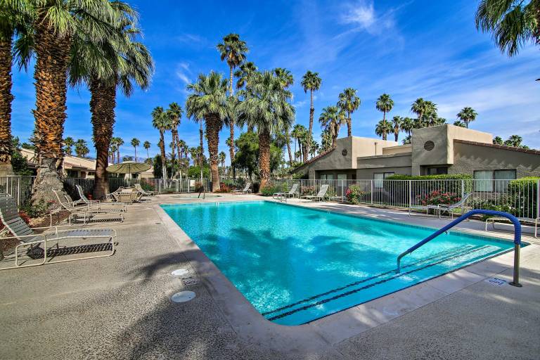 Mtn & Golf Course Views: Relaxing Palm Desert Gem — photo 3
