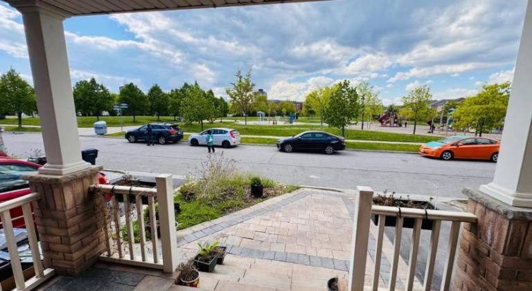 Scarborough Spacious Private Suite 2 Queen Beds & Ensuite