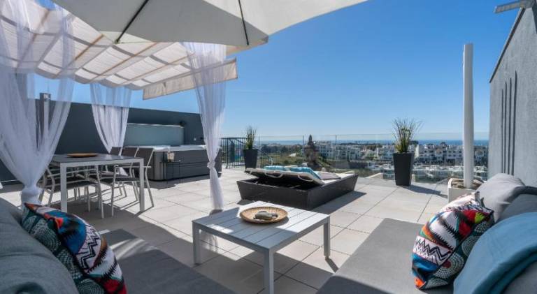 Oasis 325 New Luxury Penthouse with amazing sea view and private jacuzzi — photo 3