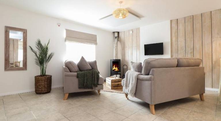 Big rental apartment | Next to the beach | Dogs allowed in Helston