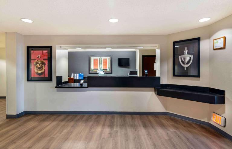 Extended Stay America Suites - Kansas City - South — photo 5