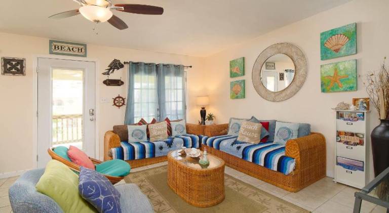 Fully equipped spacious house with grill | Next to the beach | Pets are welcome — photo 2
