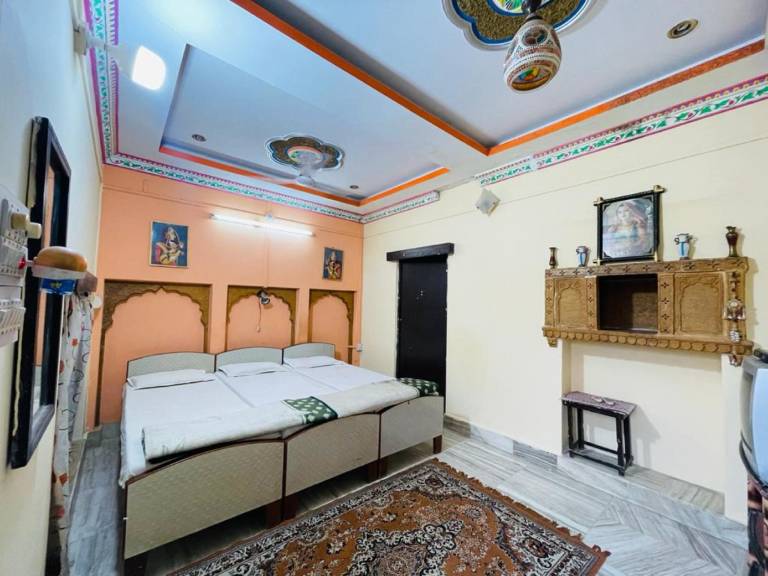 GRG 21052 Jit Mahal — photo 2