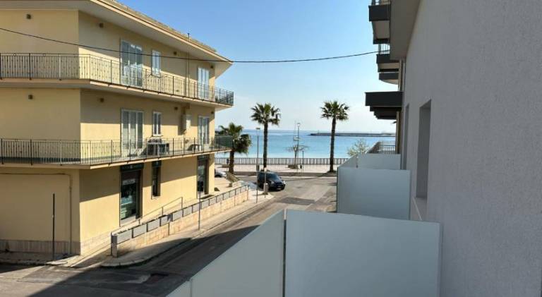 Pleasant rental apartment with terrace | Close to the beach | Suitable for remote work | Dogs allowed in Otranto
