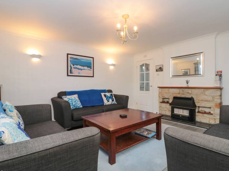 Cottage with garden | Beach view — photo 3