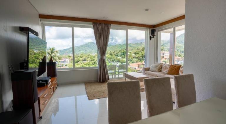 Serviced apartment with yard, pool & terrace | Beach nearby | Good for workation | Pets are welcome — photo 3
