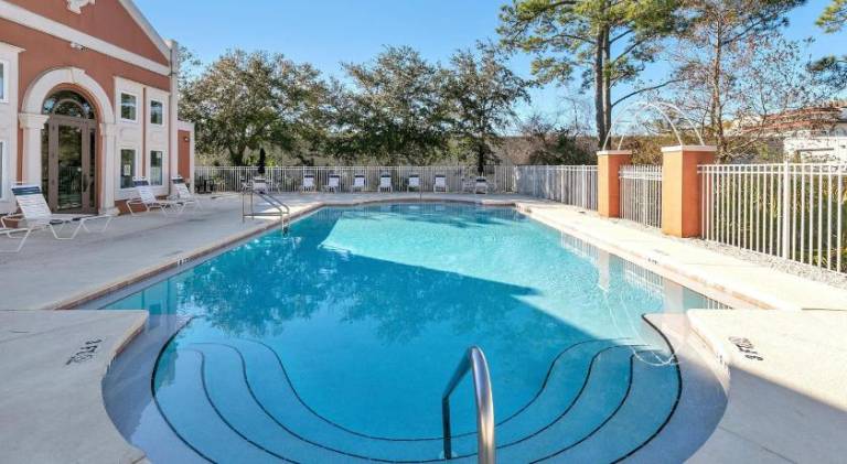 Emerald Escape in Destin, Miramar Beach! 4BR, 4BA, 1st Floor Bedroom, Sleeps up to 14, Golf Cart Inc — photo 3