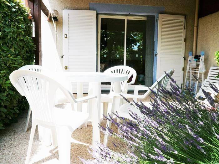 Child-friendly wonderful apartment with terrace & pool | Pool view | Beach nearby | Pets are welcome — photo 2