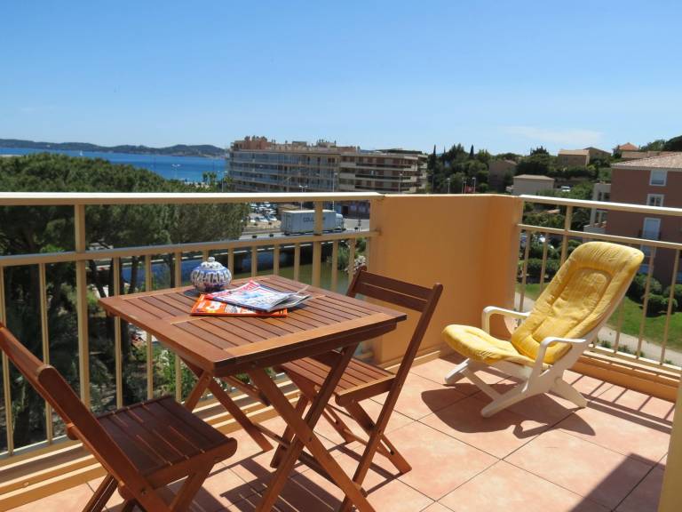 Rental apartment with pool in Sainte-Maxime