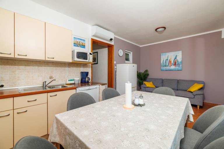 Apartment Renata — photo 5