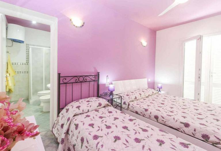 Holiday apartment with 2 rooms for 7 persons — photo 3