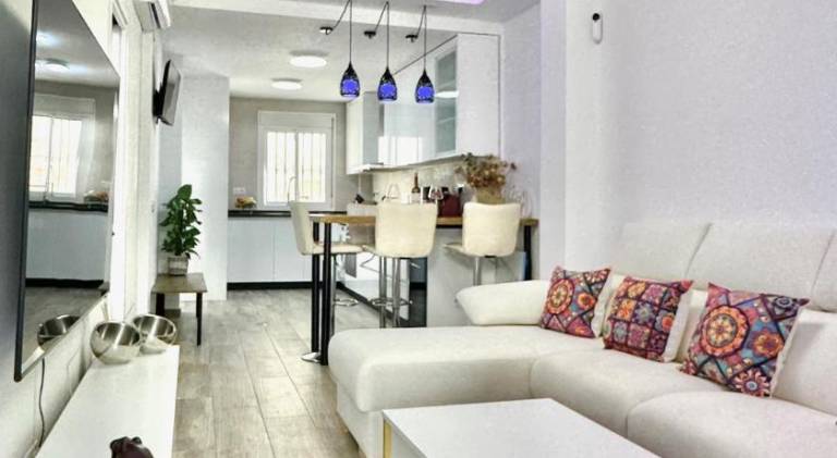 Rental apartment with patio | Beach nearby | Dogs allowed — photo 2