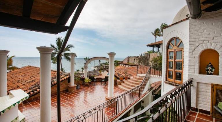 Lovely villa with jacuzzi & pool | Close to the beach | Pets allowed — photo 3