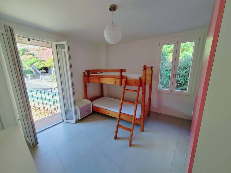 Holiday apartment with patio | Mountain view — photo 5