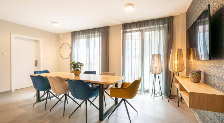 Holiday apartment with patio | Close to Sanssouci | Pets allowed in Potsdam