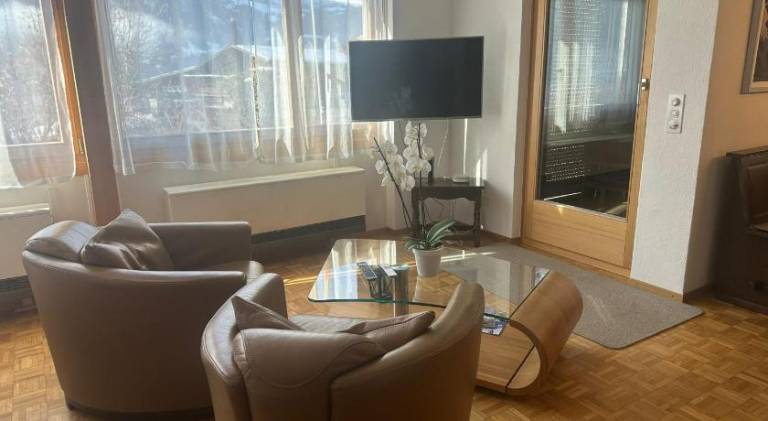 Fantastic view, cosy flat in chalet Bergfink — photo 2