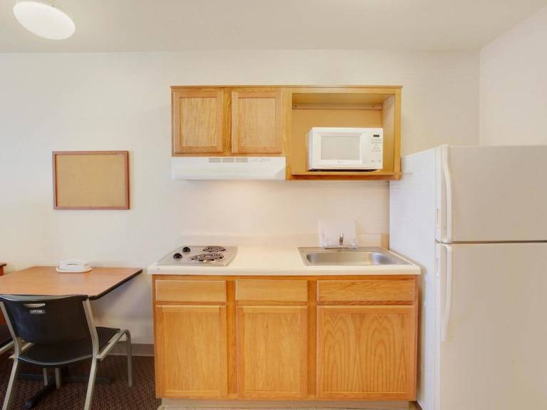WoodSpring Suites Pharr — photo 4