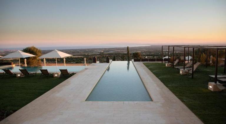 Child-friendly charming farm with pool, garden & patio | Dogs allowed — photo 4